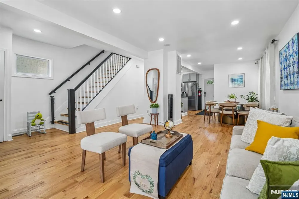 241 Brighton Avenue East Orange, NJ 07017