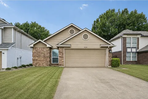924 Ramblewood Drive
