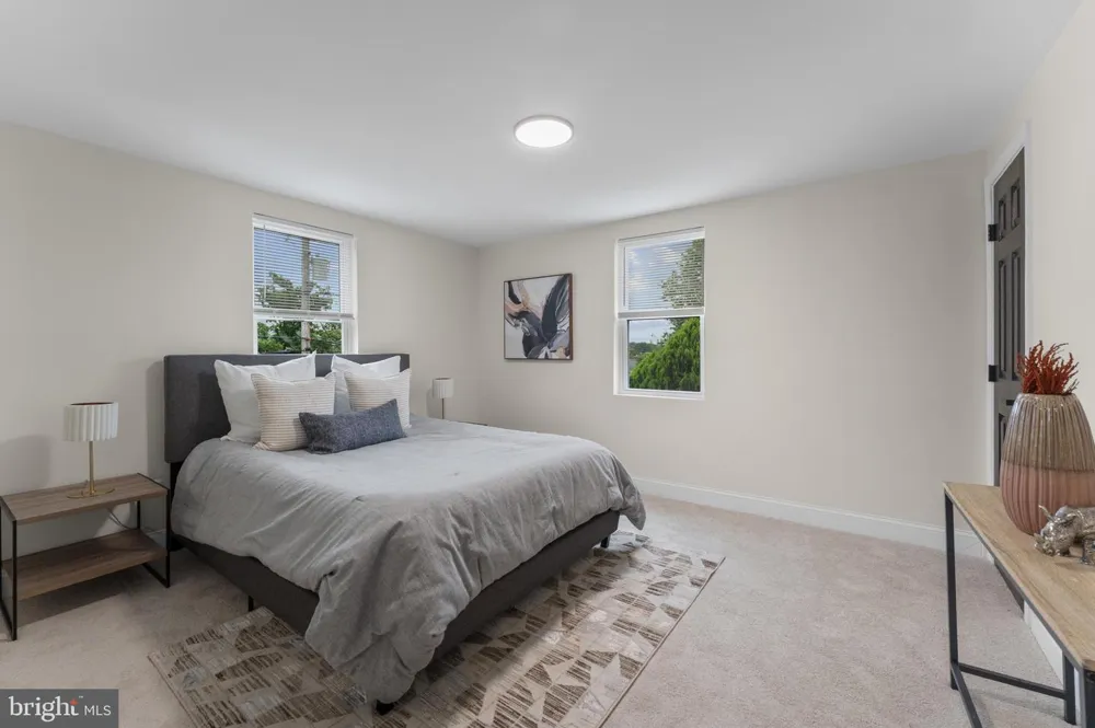 5600 WHITE AVENUE Baltimore, MD 21206