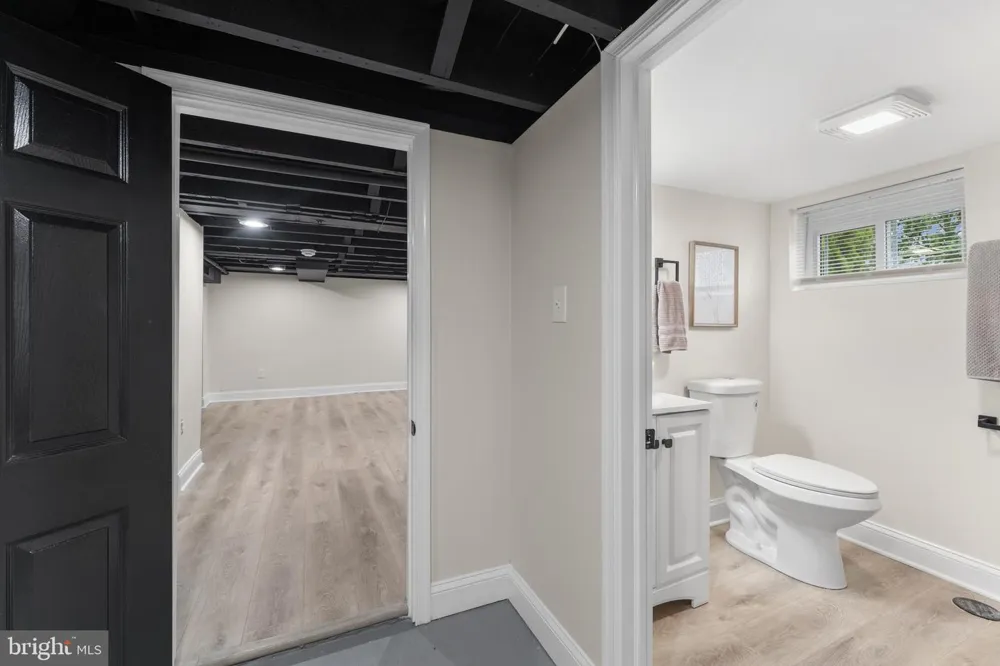 5600 WHITE AVENUE Baltimore, MD 21206