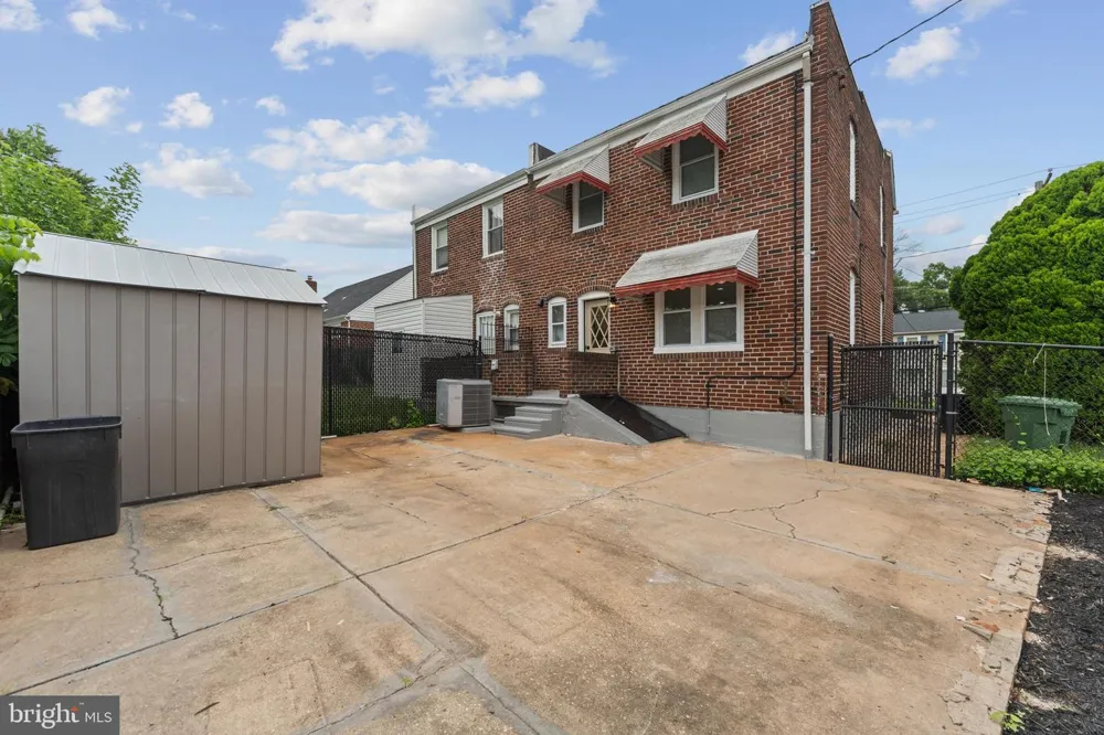 5600 WHITE AVENUE Baltimore, MD 21206
