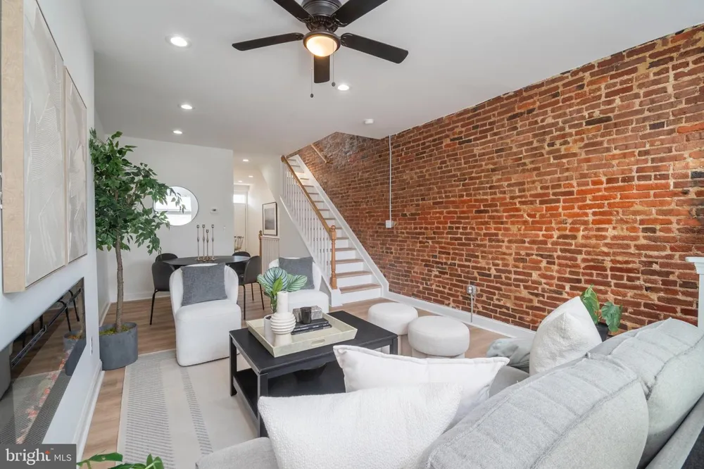 622 POTOMAC STREET Baltimore, MD 21205