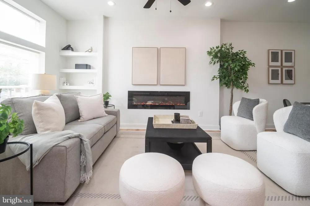 622 POTOMAC STREET Baltimore, MD 21205