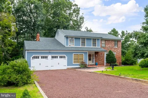 1122 RAINBOW CIRCLE
