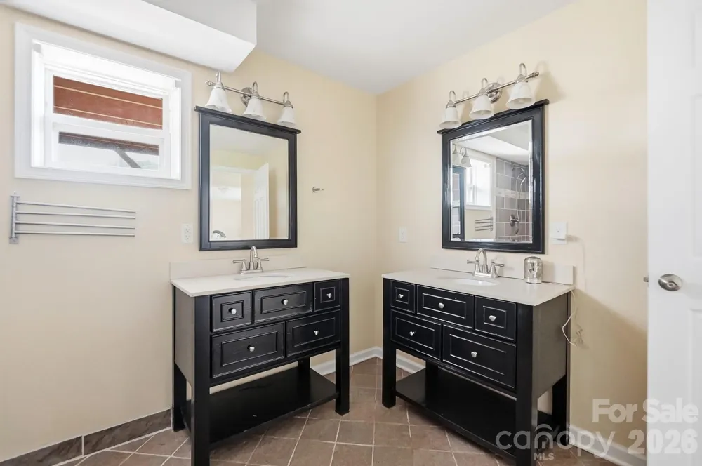 3881 Summerow Road Maiden, NC 28650