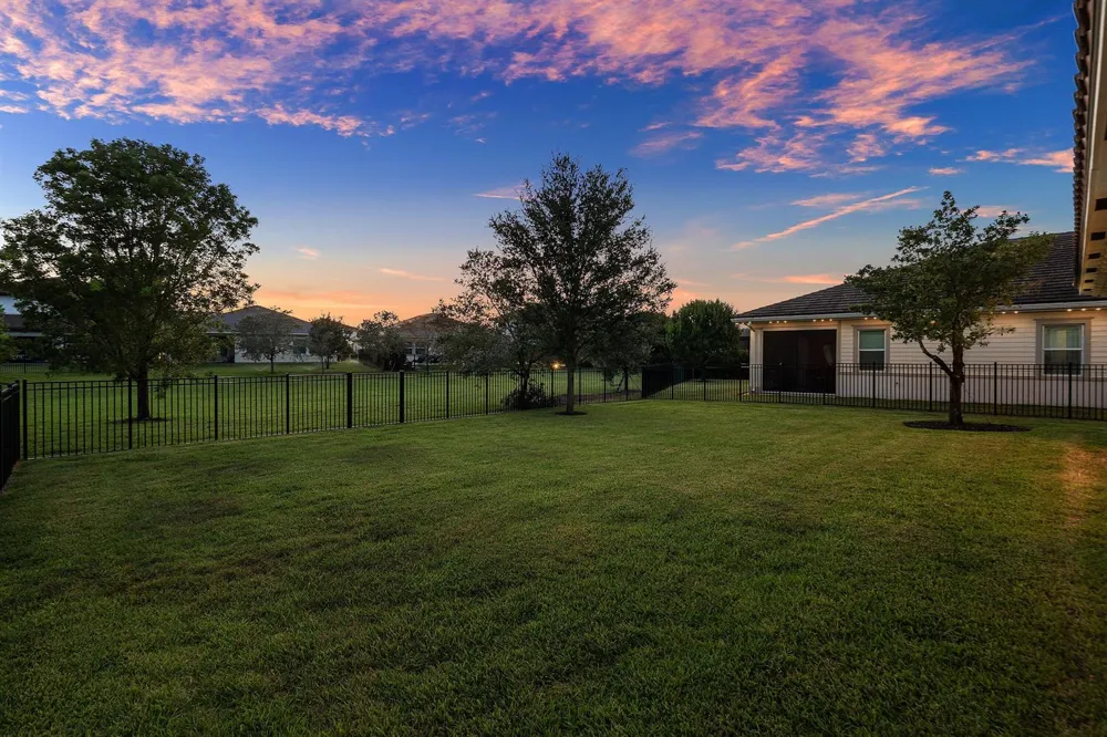 1063 Ember Ridge Run Loxahatchee, FL 33470