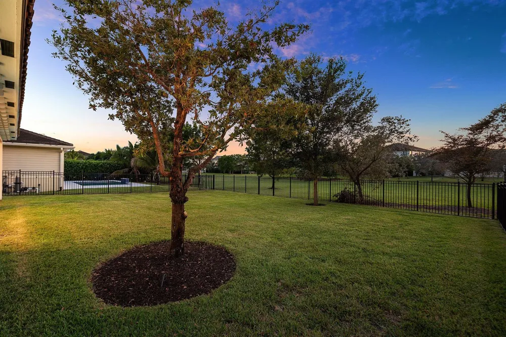 1063 Ember Ridge Run Loxahatchee, FL 33470
