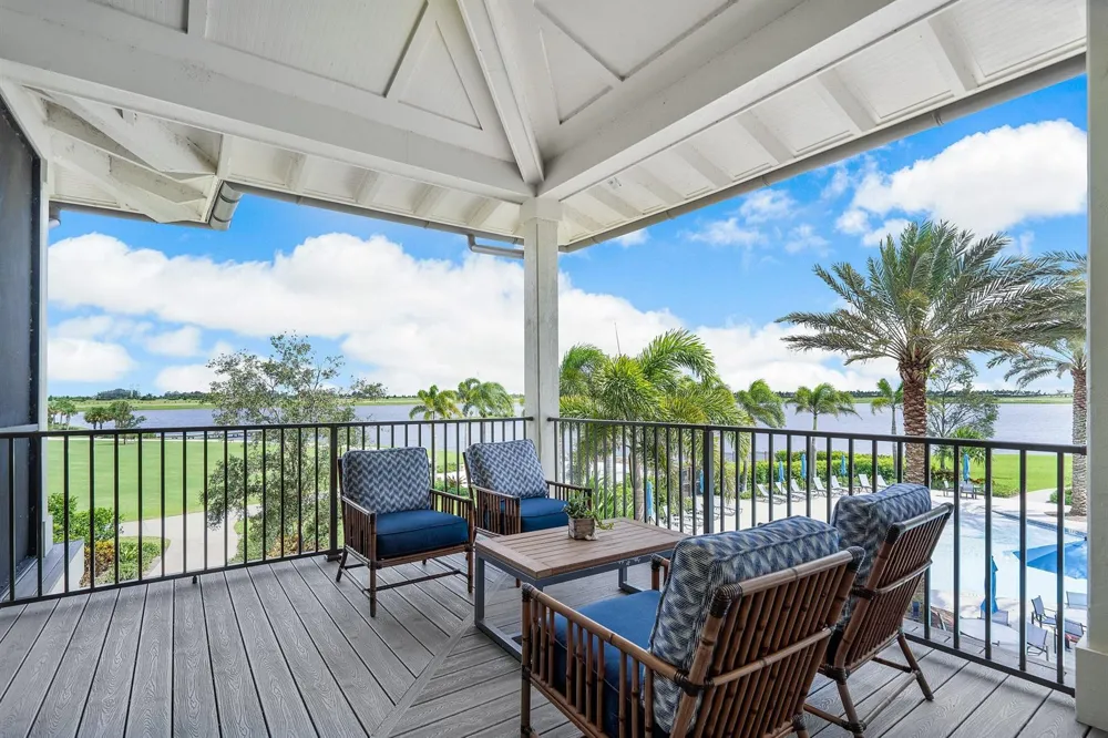 1063 Ember Ridge Run Loxahatchee, FL 33470