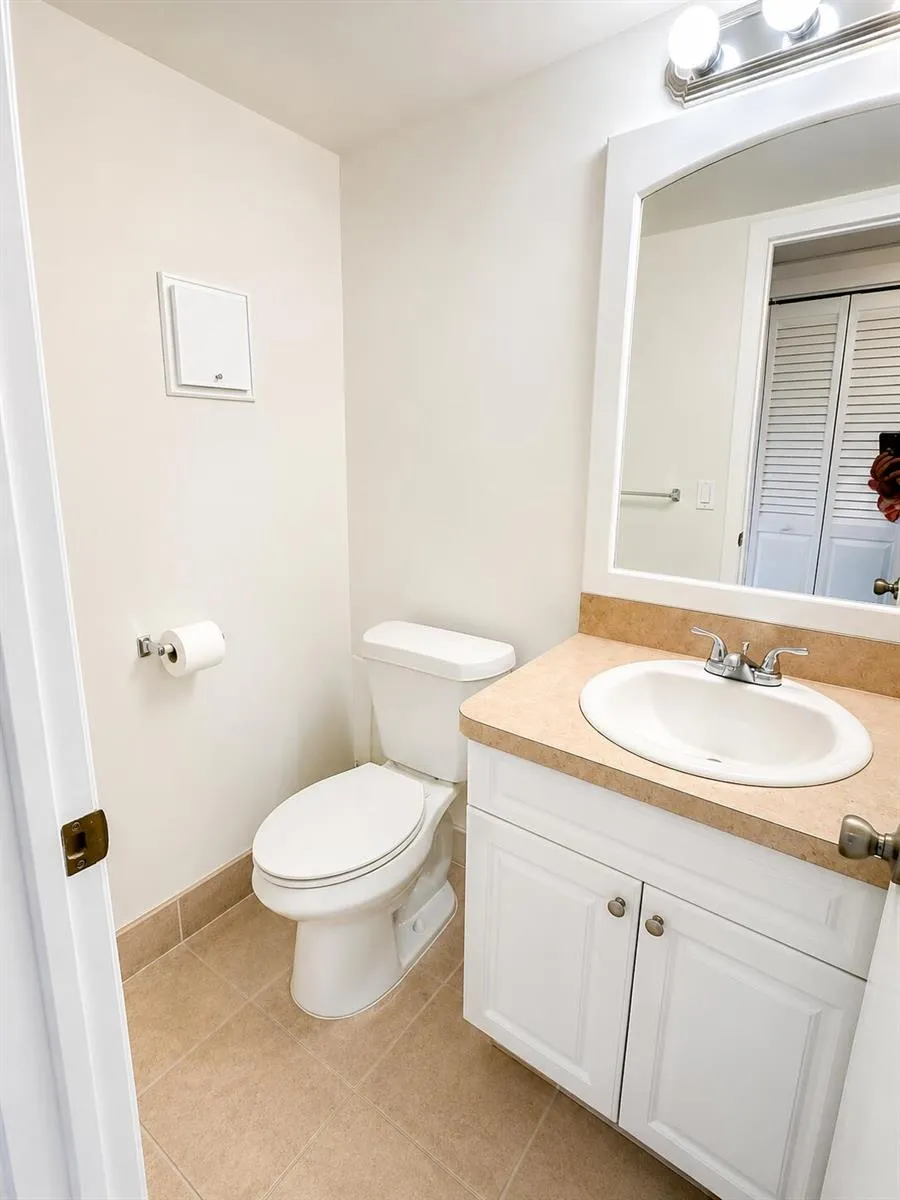 254 MANSFIELD G #254 Boca Raton, FL 33434