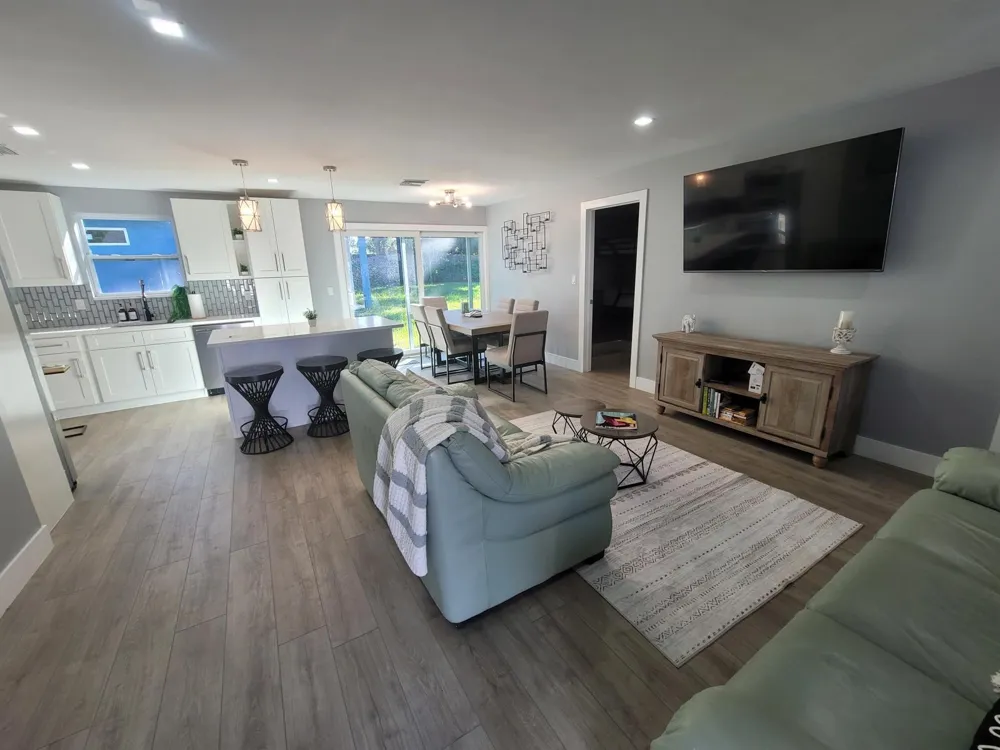 106 E Chandler Road West Palm Beach, FL 33406