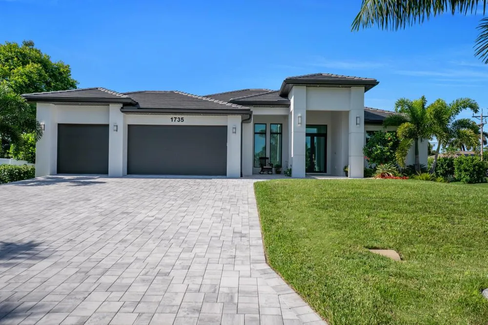 1735 SW 51ST TERRACE Cape Coral, FL 33914