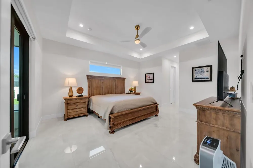 1735 SW 51ST TERRACE Cape Coral, FL 33914