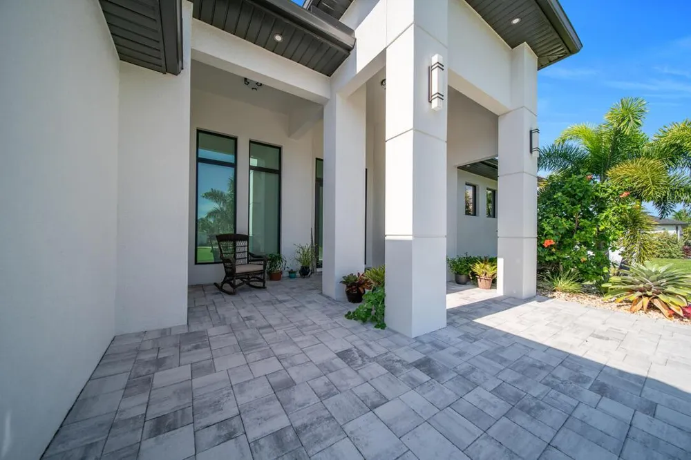 1735 SW 51ST TERRACE Cape Coral, FL 33914