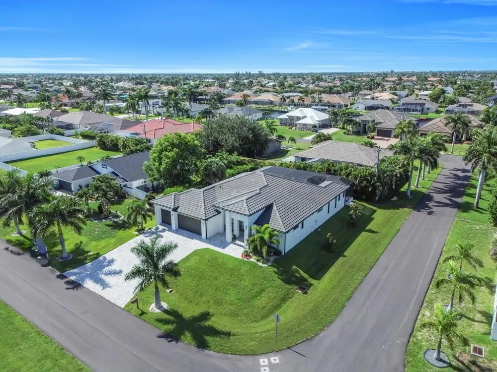 1735 SW 51ST TERRACE Cape Coral, FL 33914