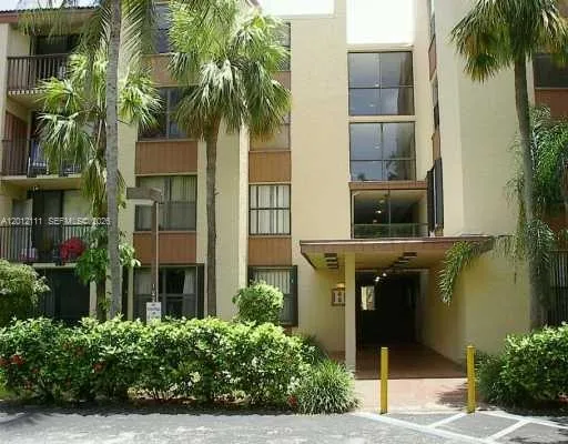 14301 Kendall Dr #309B Miami, FL 33186