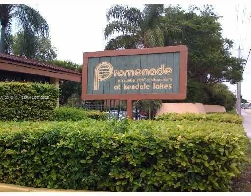 14301 Kendall Dr #309B Miami, FL 33186