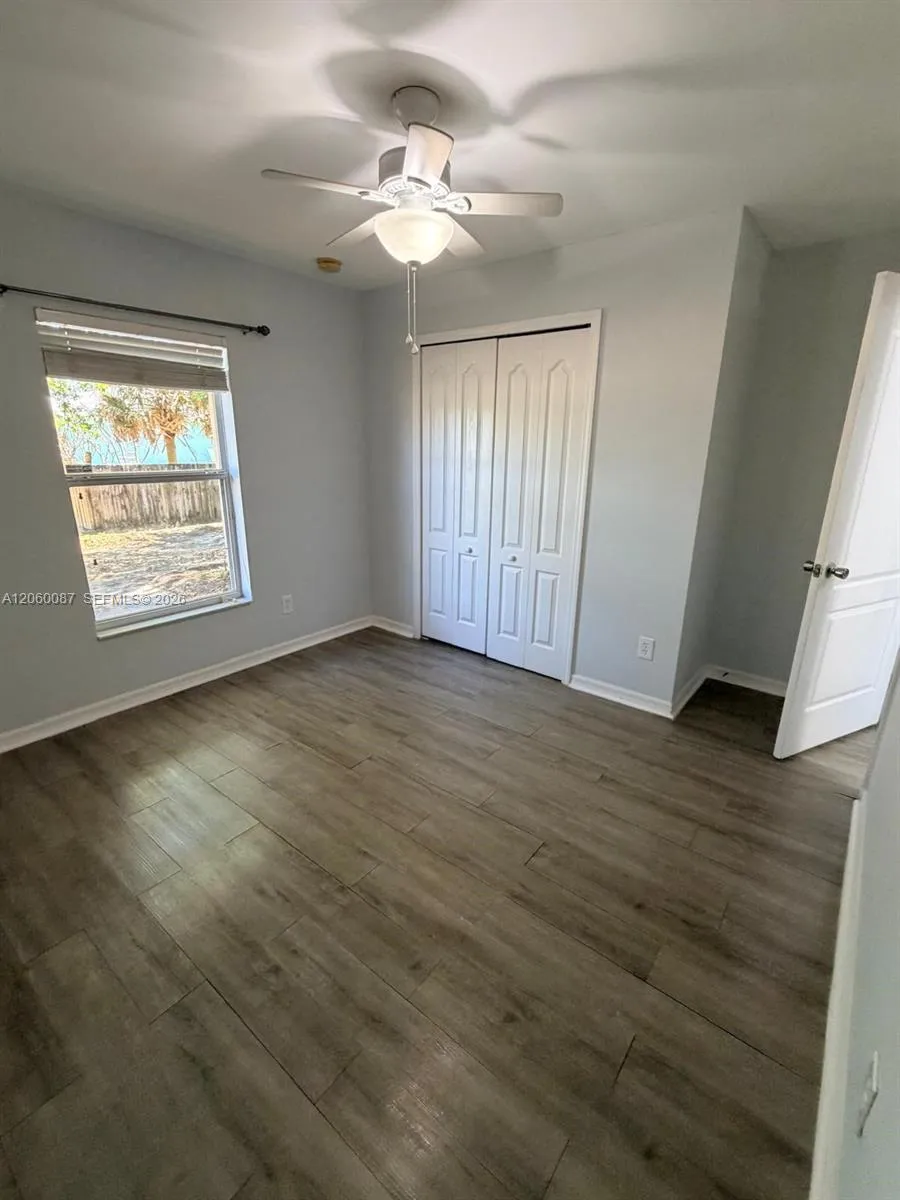 507 Peerless Cir #- Lehigh Acres, FL 33974