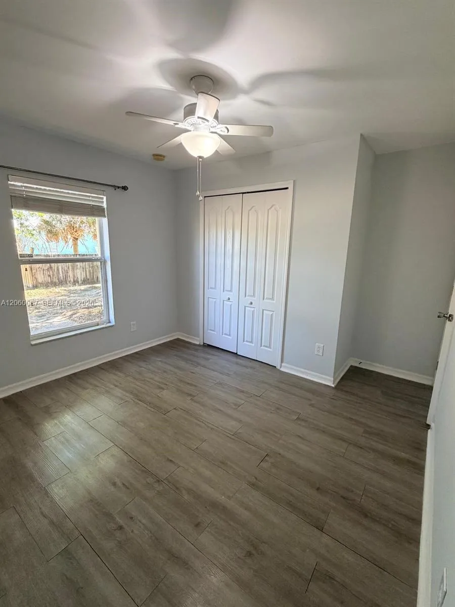 507 Peerless Cir #- Lehigh Acres, FL 33974