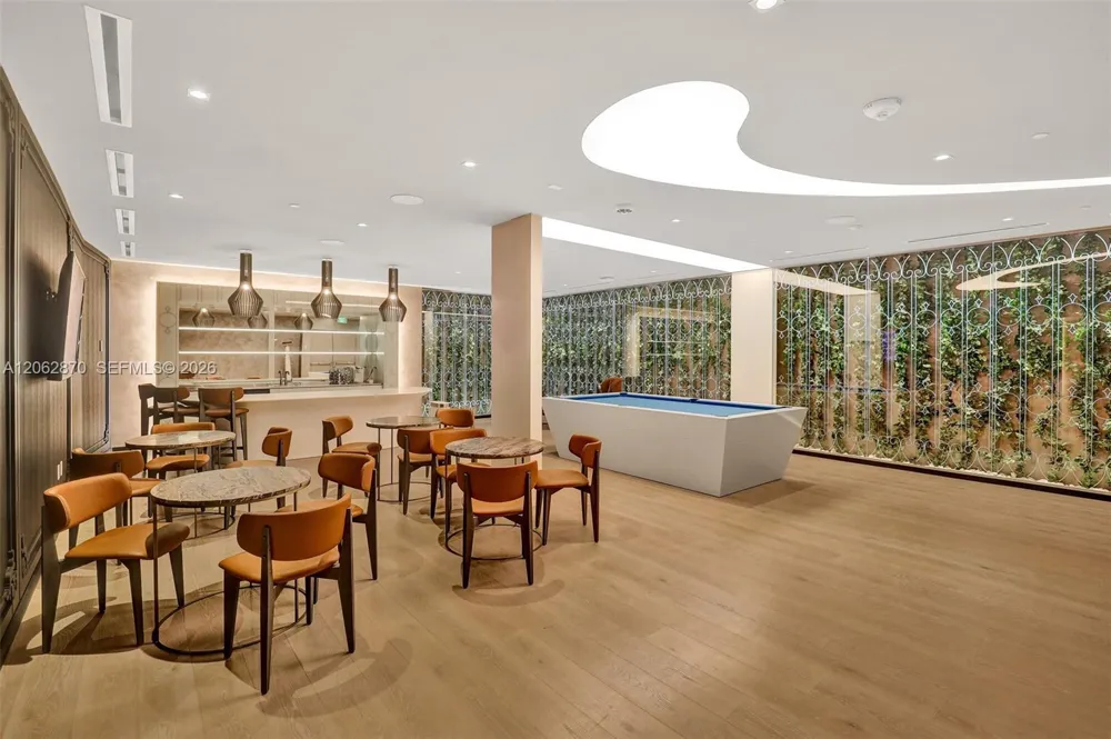 1000 Brickell Plaza #1904 Miami, FL 33131