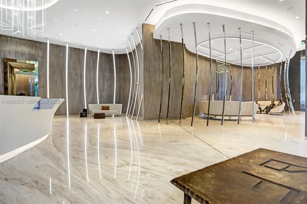 1000 Brickell Plaza #1904 Miami, FL 33131