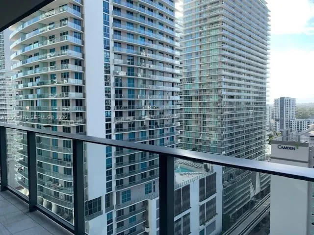 1000 Brickell Plaza #1904 Miami, FL 33131