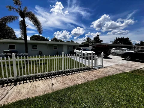 19302 NW 47th Pl #19302