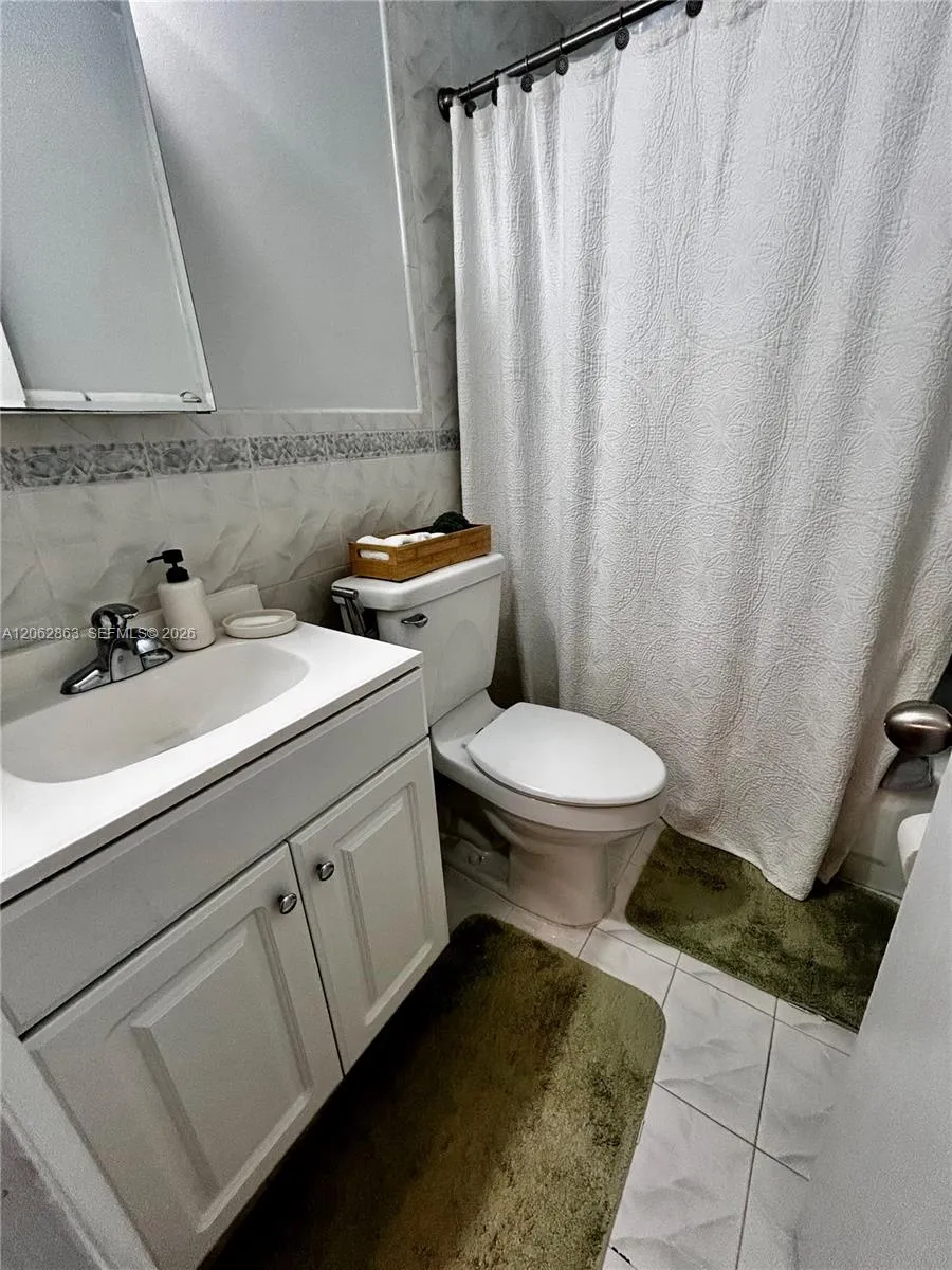 19302 NW 47th Pl #19302 Miami Gardens, FL 33055