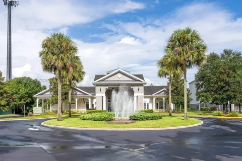3175 feltrim Place #305