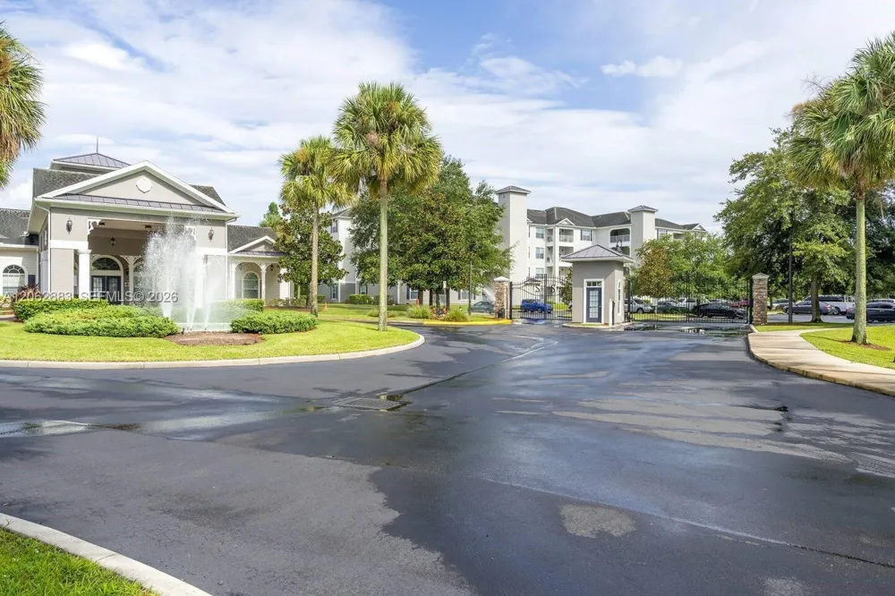 3175 feltrim Place #305 Kissimmee, FL 34747