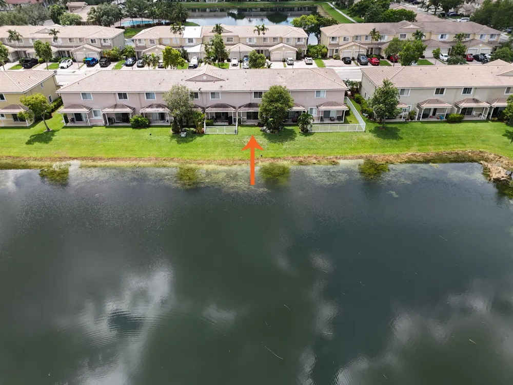 5930 ROYAL WAY Tamarac, FL 33321