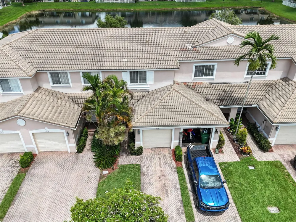 5930 ROYAL WAY Tamarac, FL 33321