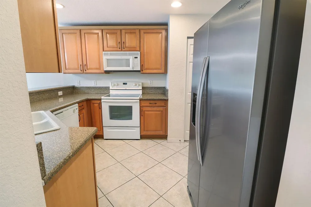 5930 ROYAL WAY Tamarac, FL 33321
