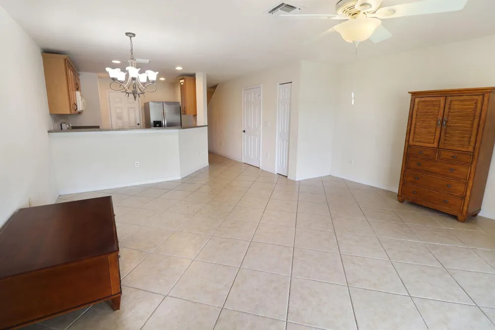 5930 ROYAL WAY Tamarac, FL 33321