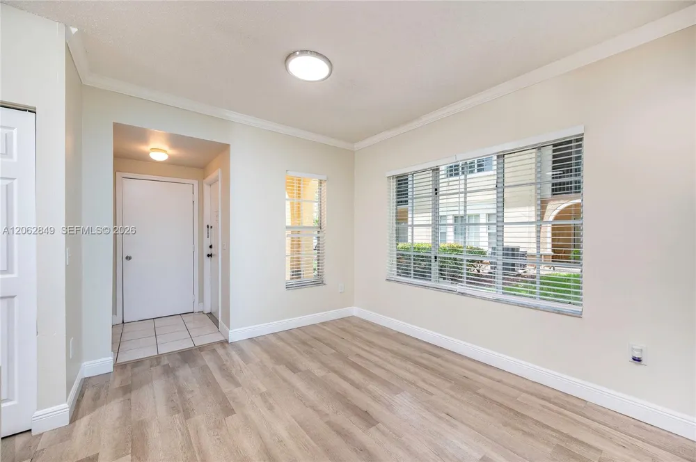 2482 Centergate Dr #101 Miramar, FL 33025