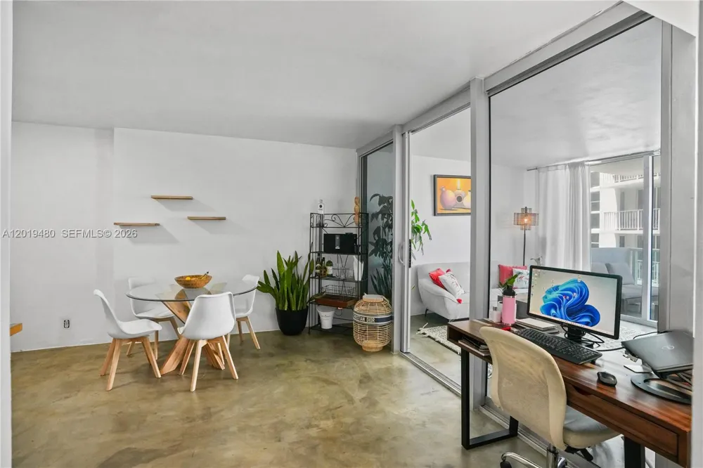 1200 West Ave #819 Miami Beach, FL 33139