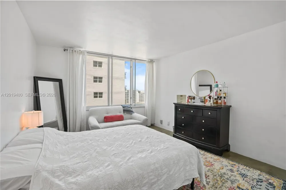 1200 West Ave #819 Miami Beach, FL 33139