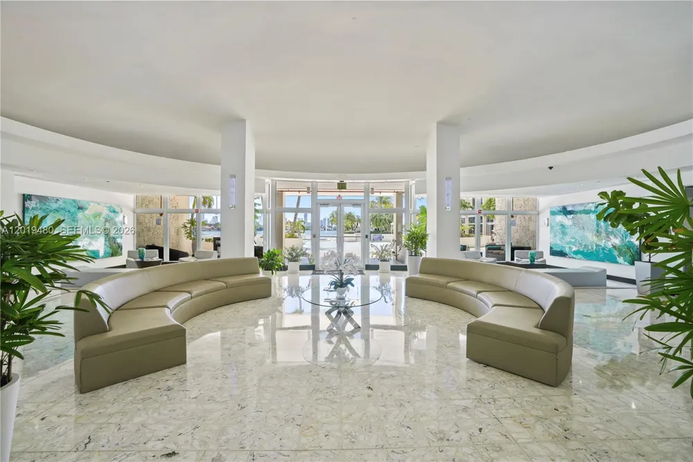 1200 West Ave #819 Miami Beach, FL 33139