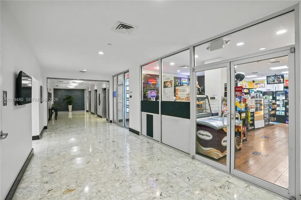 1200 West Ave #819 Miami Beach, FL 33139