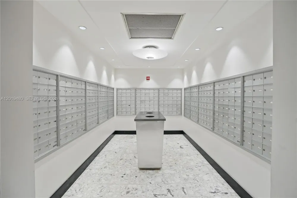 1200 West Ave #819 Miami Beach, FL 33139