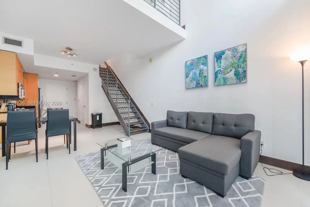 60 SW 13th St #3814 Miami, FL 33130