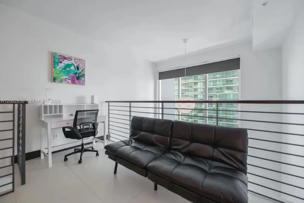 60 SW 13th St #3814 Miami, FL 33130