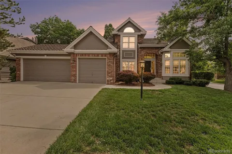 4725 E Pinewood Circle