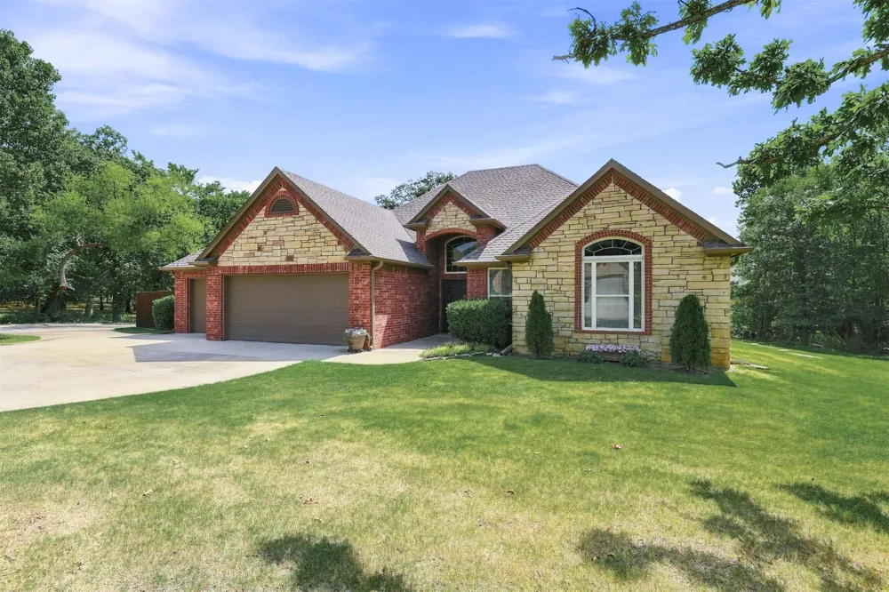 120 Sandtrap Drive Durant, OK 74701