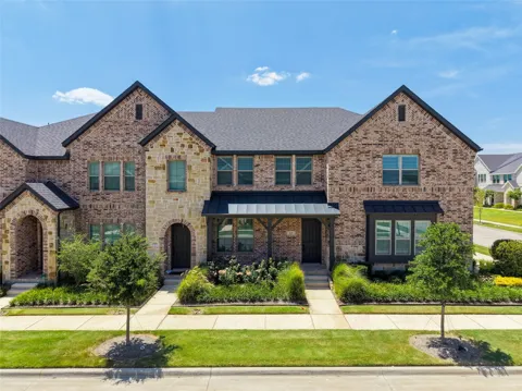 537 Parkside Drive