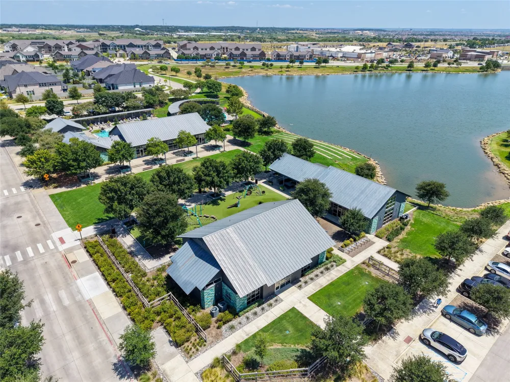 537 Parkside Drive Argyle, TX 76226