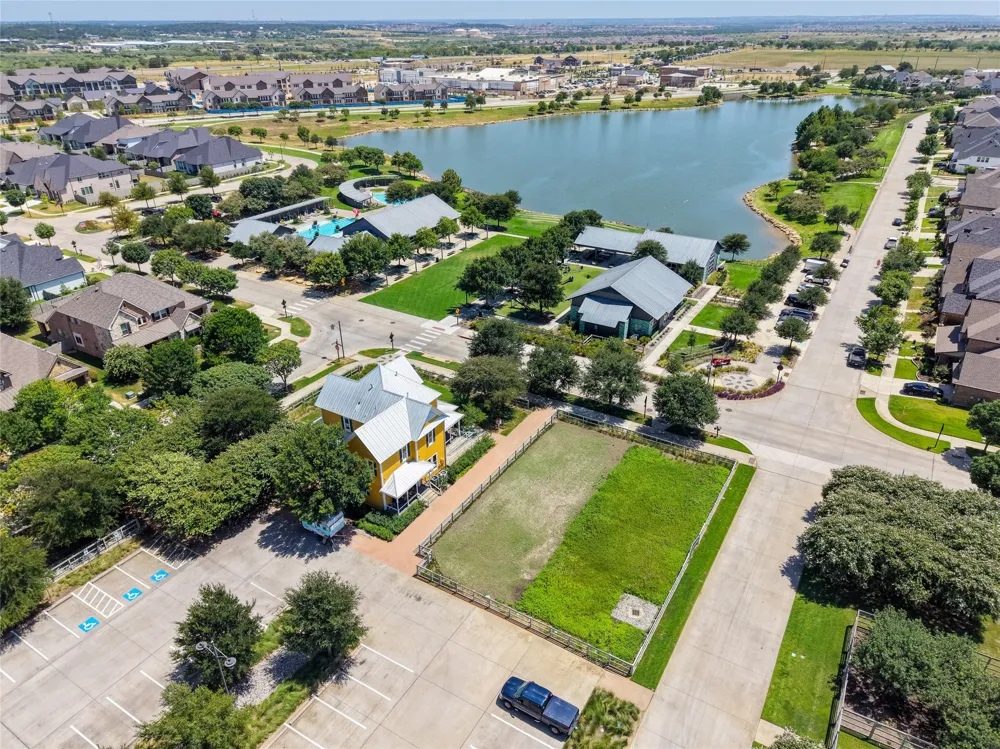 537 Parkside Drive Argyle, TX 76226