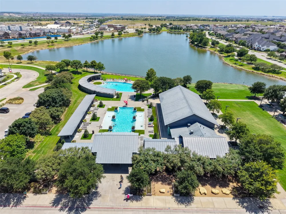 537 Parkside Drive Argyle, TX 76226
