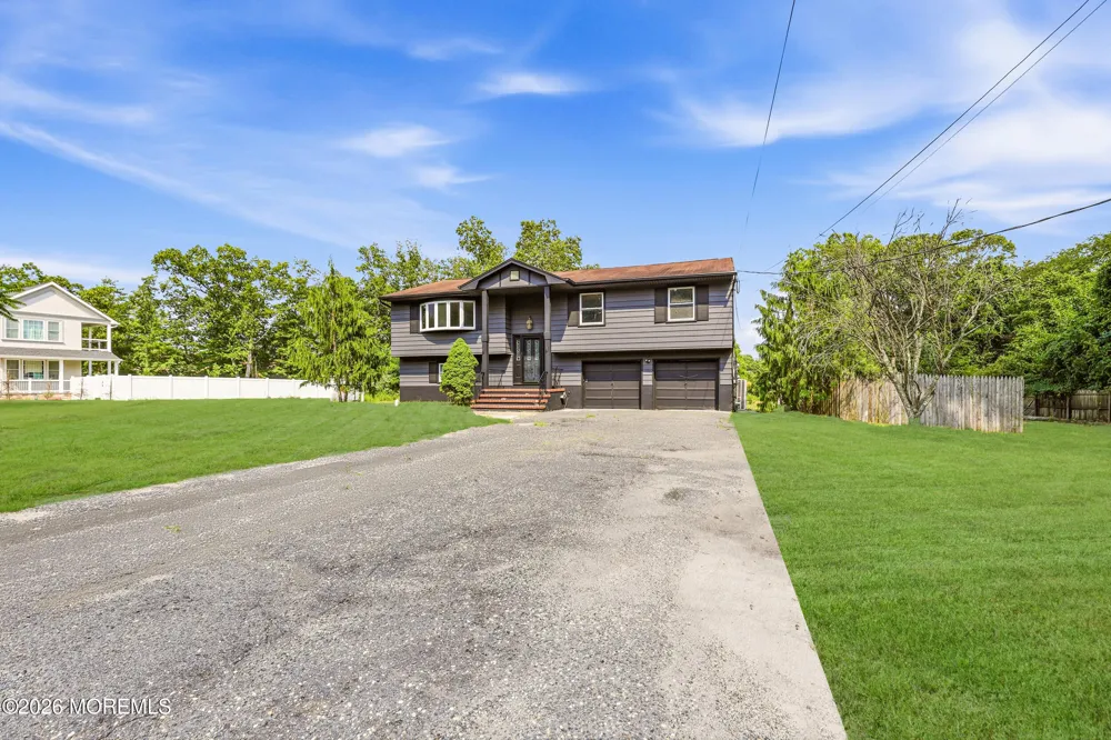 295 Fort Plains Road Howell, NJ 07731