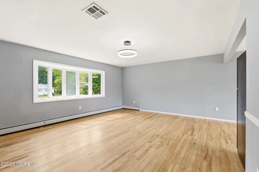 295 Fort Plains Road Howell, NJ 07731