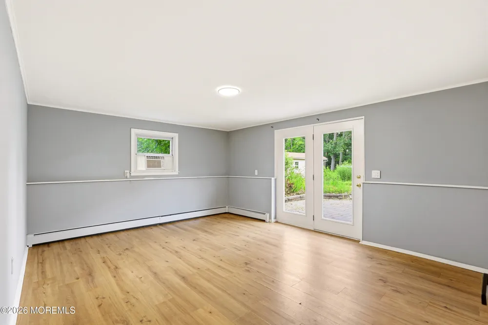 295 Fort Plains Road Howell, NJ 07731